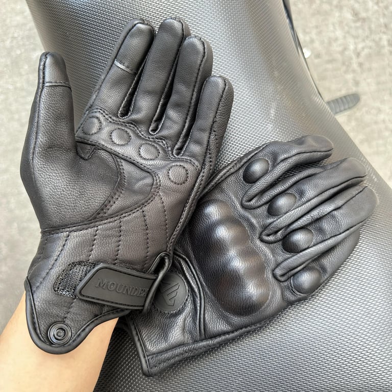 Premium Quality Leather Motorcycle Gloves for Men and Women - All-Season Versatile Protection with Enhanced Safety Features and Adjustable Fit - Stylish Black Design for Motorbike, ATV, and Bicycle Riders - Sizes S to 3XL with Customized Straps for Comfort and Security