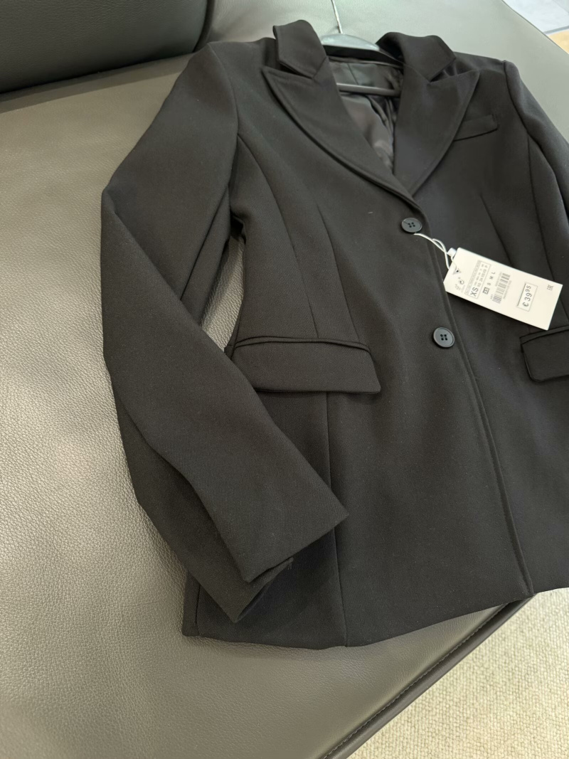 ETJ 2025 New Collection ZW Series Shoulder Padded Slim Fit Suit Jacket for Women - Modern Design, Waist Cinching Feature, Comfortable Fabric, Versatile Style, Sophisticated Details - Professional and Casual Wear, Flattering Silhouette, Lightweight and Breathable, Timeless and Chic