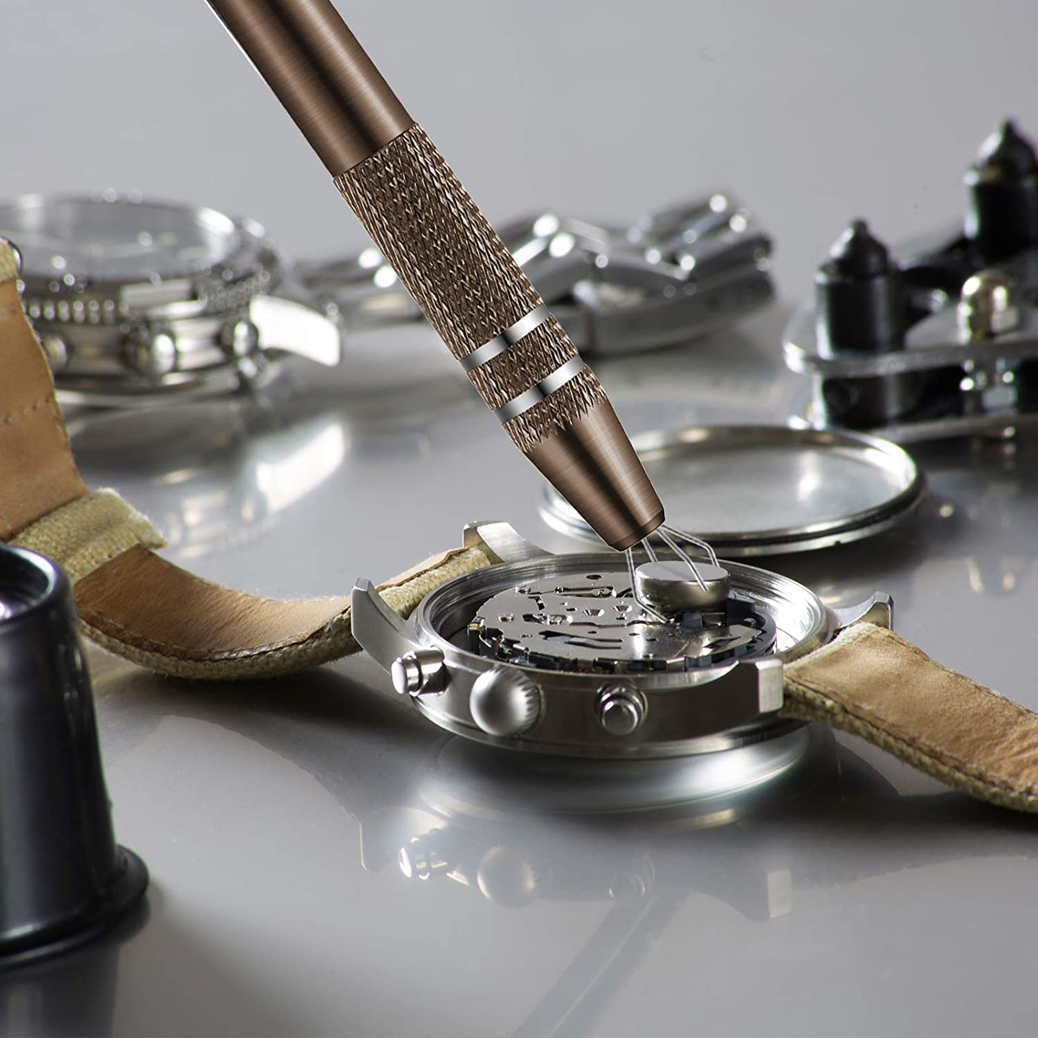 High-Quality Precision 4-Claw IC Chip Extractor Remover Tool for Electronics Repair - Durable Construction, Easy to Use, Versatile Application, Compact and Portable