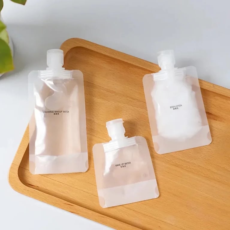 Leak-Proof Travel Bottles Set - 5pcs Refillable Squeeze Bags for Toiletries - Convenient and Lightweight Cosmetic Containers for Lotion, Shampoo - Transparent Design, Easy to Use - Reusable and Versatile Storage Solution for Travel and Everyday Use