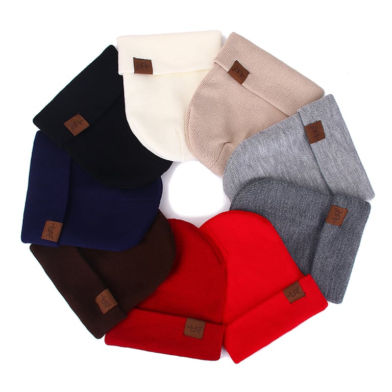 URGENTMAN Unisex Knitted Beanie Hat - Warm and Soft Winter Accessory for Men and Women - Casual and Stylish Design - Stretchy Material for Comfortable Fit - Versatile Daily Wear and Cold Weather Activities - High-Quality Construction for Durability