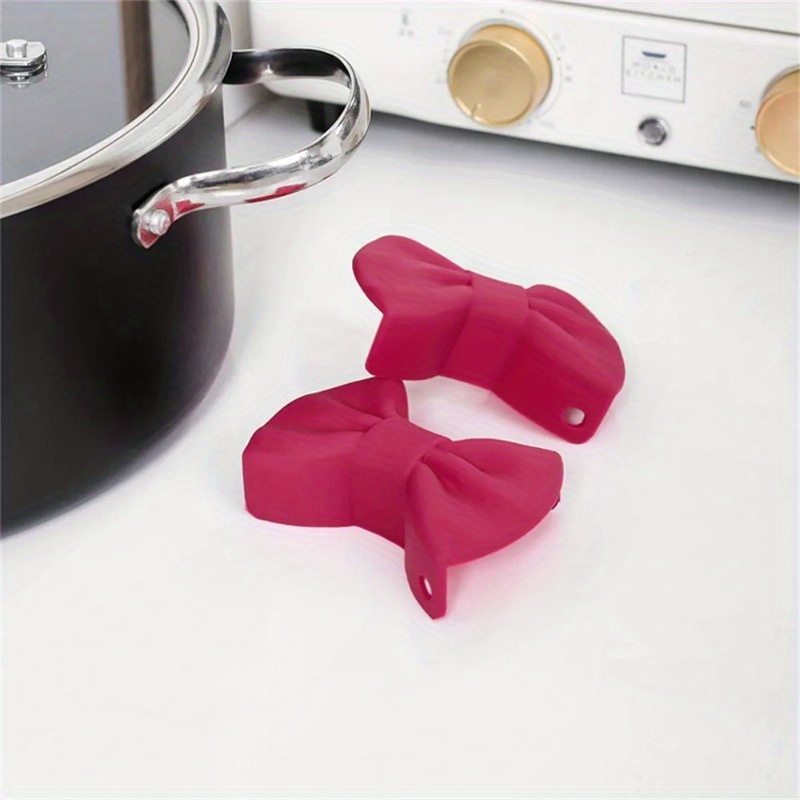 Versatile Kitchen Pot Clip Anti Scald Handle Cover - Multi-functional Oven Glove, Non-Slip Heat-Resistant Silicone, Creative Bow Shape Design - Convenient and Easy to Use - Perfect Gift for Cooking Enthusiasts