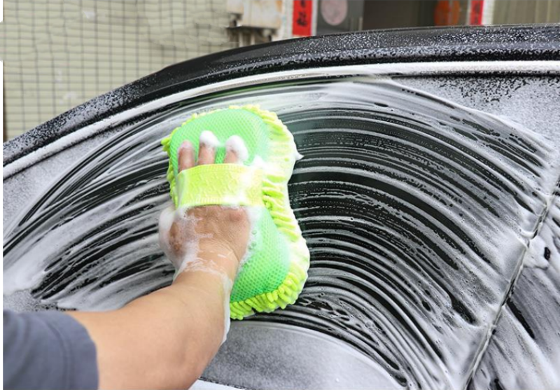 Premium Microfiber Car Washer Sponge Set with Detailing Brushes, Towels, and Gloves - Gentle Yet Effective Cleaning, Highly Absorbent - Multi-Functional Tool for Exterior, Interior, Windows, Rims - Ergonomic Design for Easy Handling - Perfect for Enthusiasts and Professionals