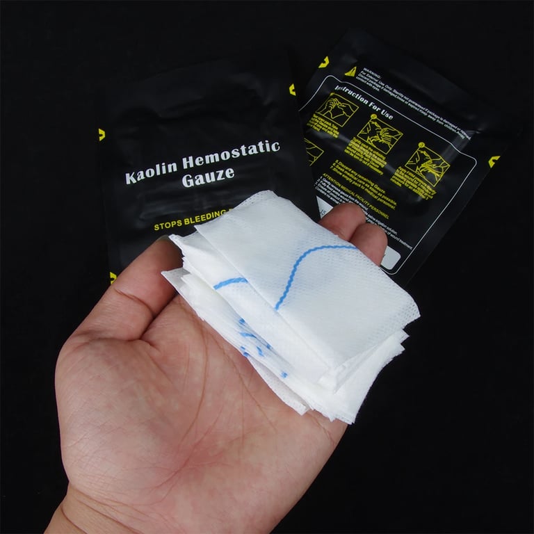 Hemostatic Kaolin Gauze Combat Emergency Trauma Z-Fold Soluble For IFAK Tactical First Aid Kit Medical Wound Dressing Highly Absorbent Blood Clotting Control Severe Bleeding Emergency Trauma Soluble Wound Dressing Absorbent Gauze