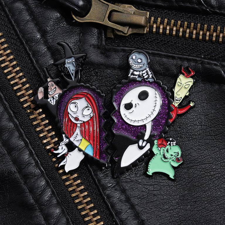 Set of 2 Nightmare Before Christmas Enamel Brooches - Durable Metal & Enamel Pins for Halloween & Everyday Wear - Spooky Yet Stylish Fashion Accessories - Perfect Gift Idea for Movie Fans - Versatile Usage on Clothes, Backpacks, Hats - Long-Lasting Quality & Vibrant Colors