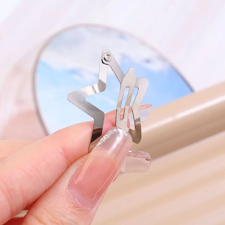 Y2K Silver Star Hair Clips Set - High-Quality Metal Hairpins for Girls, 10/25/50/100/200 Pieces, Unique Star Design, Secure Snap Clip Hold, Versatile Styling Options, Durable and Long-Lasting, Great Gift Idea for Any Occasion, Adds Sparkle and Charm to Hair Accessories Collection