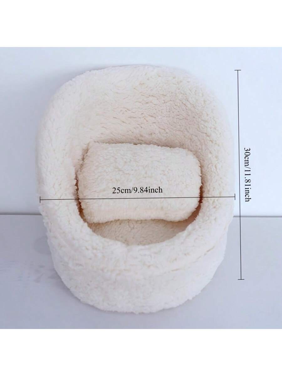 Premium Furry Newborn Photography Prop Sofa for Perfect Posing - Easy to Clean and Portable Baby Shower Gift - High-Quality Material for Adorable Moments Captured in Style